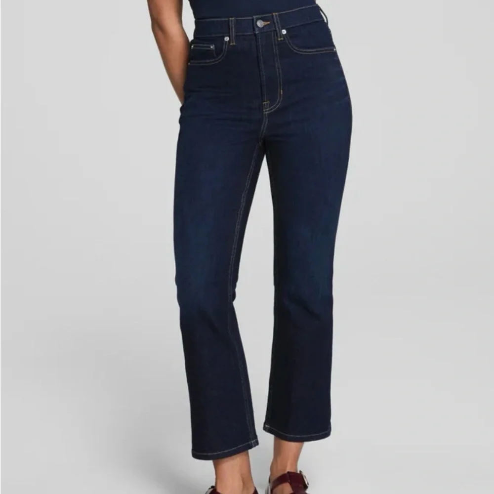 NWT SPANX Kick Flare Dark Blue Women's Jeans - Picture 1 of 6